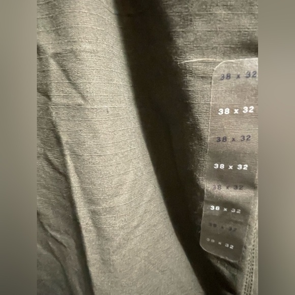 🤎🩶NWT WRANGLER Men's Olive Green Pants size 38x32 
Lightweight canvas cotton - Picture 8 of 10